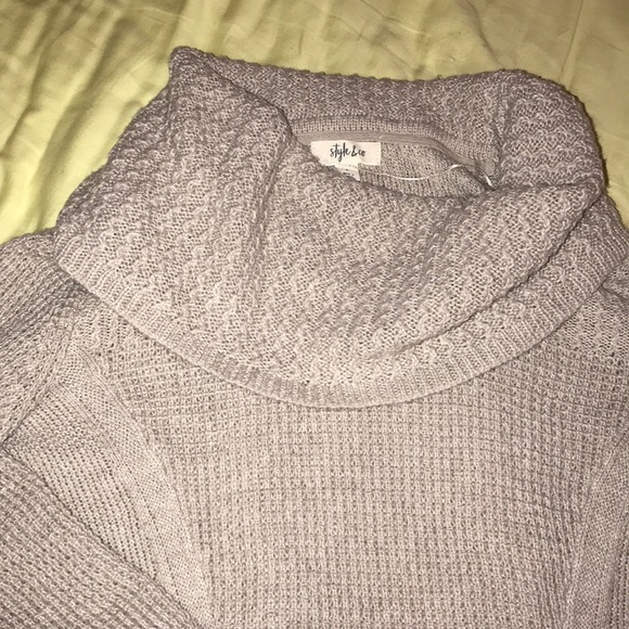 Turtle neck Knit Sweater - Picture 1 of 6